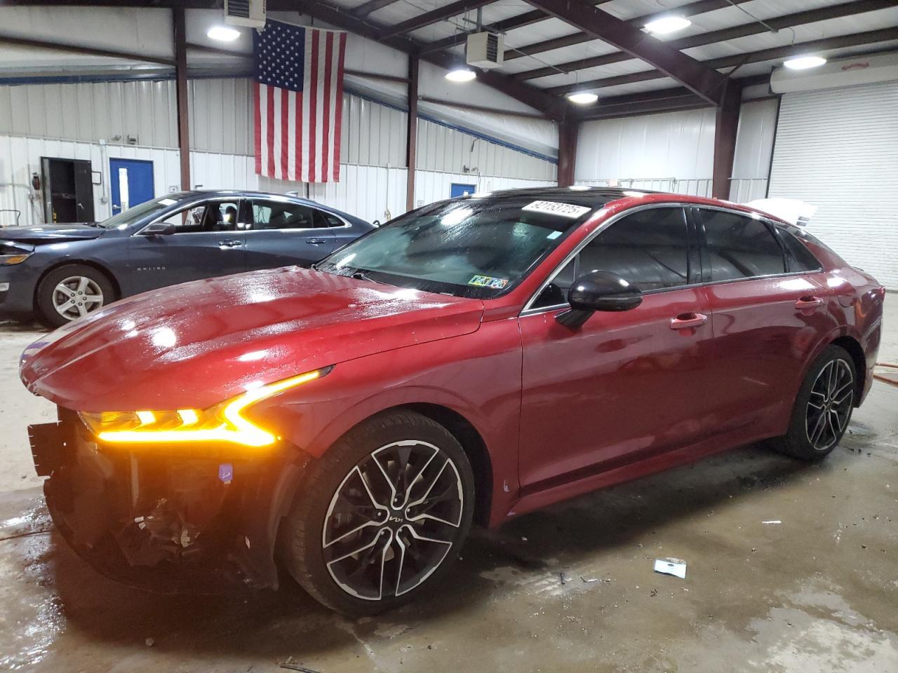 2022 KIA K5