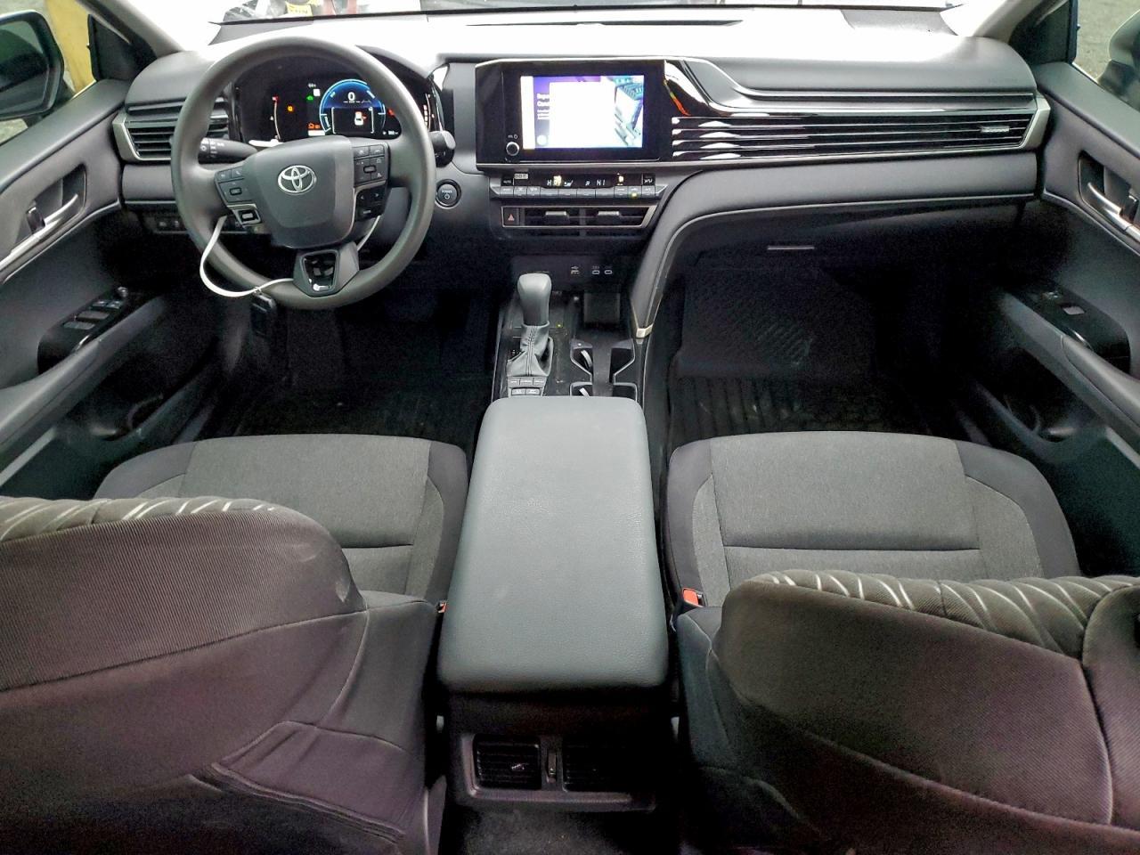 2025 TOYOTA CAMRY