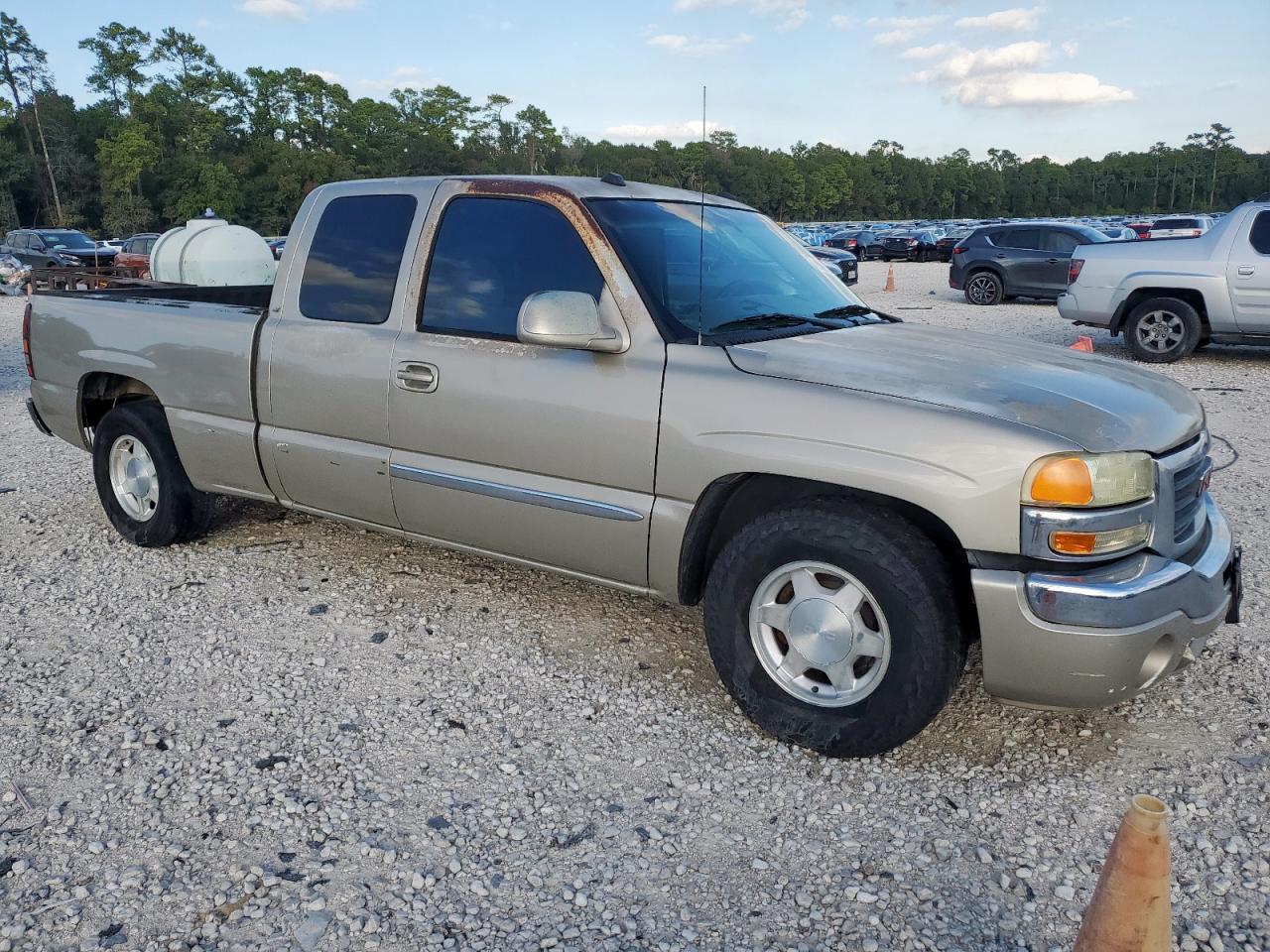 2004 GMC Sierra