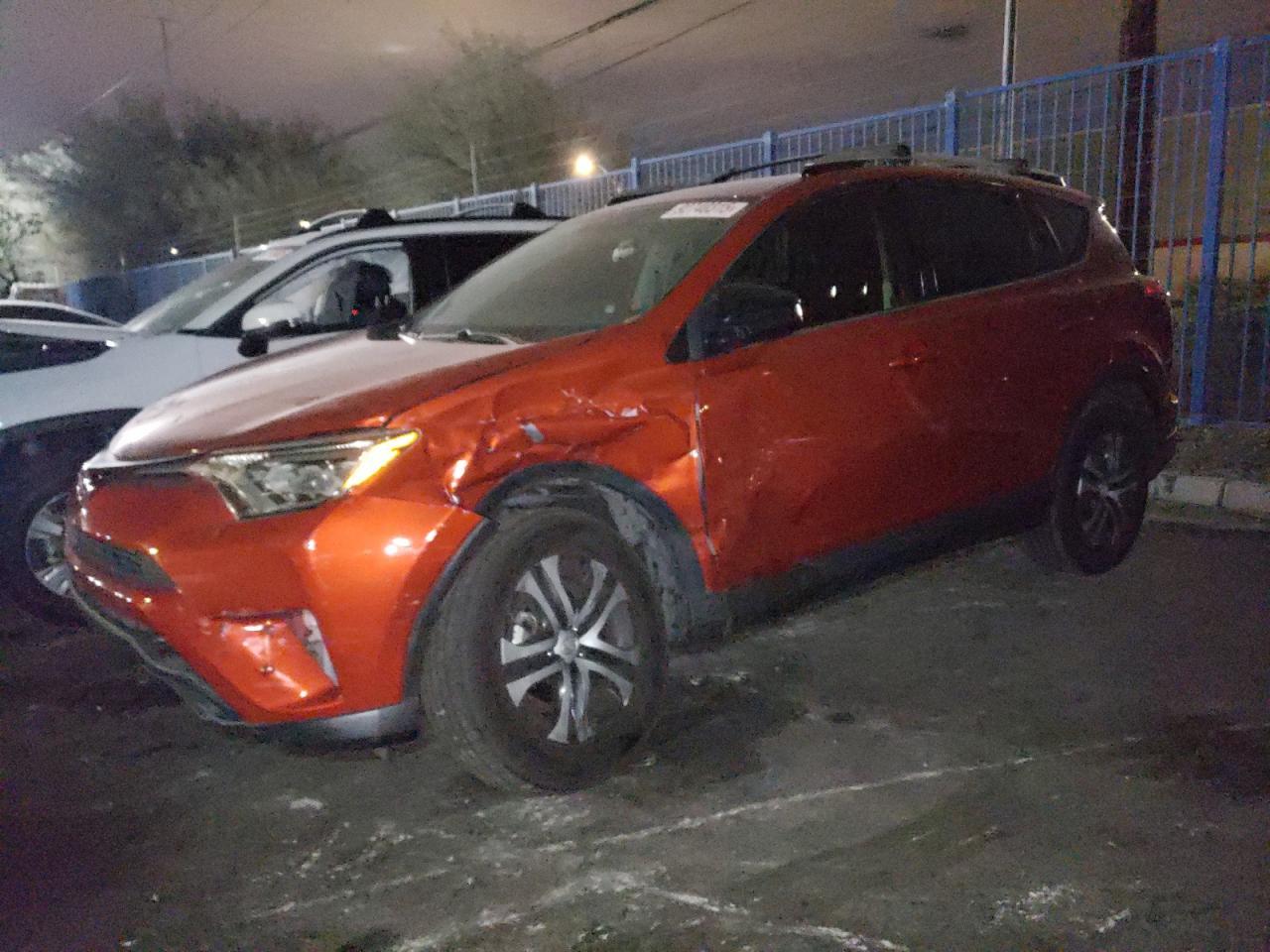 2016 TOYOTA RAV4
