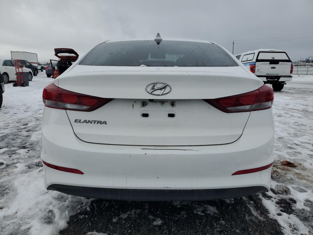 2017 HYUNDAI ELANTRA