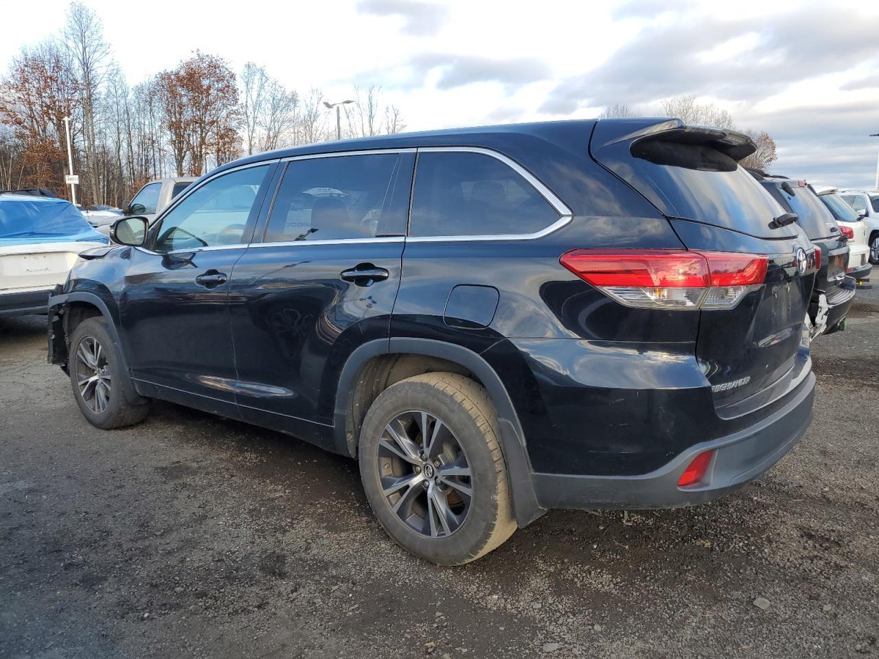 2018 TOYOTA HIGHLANDER