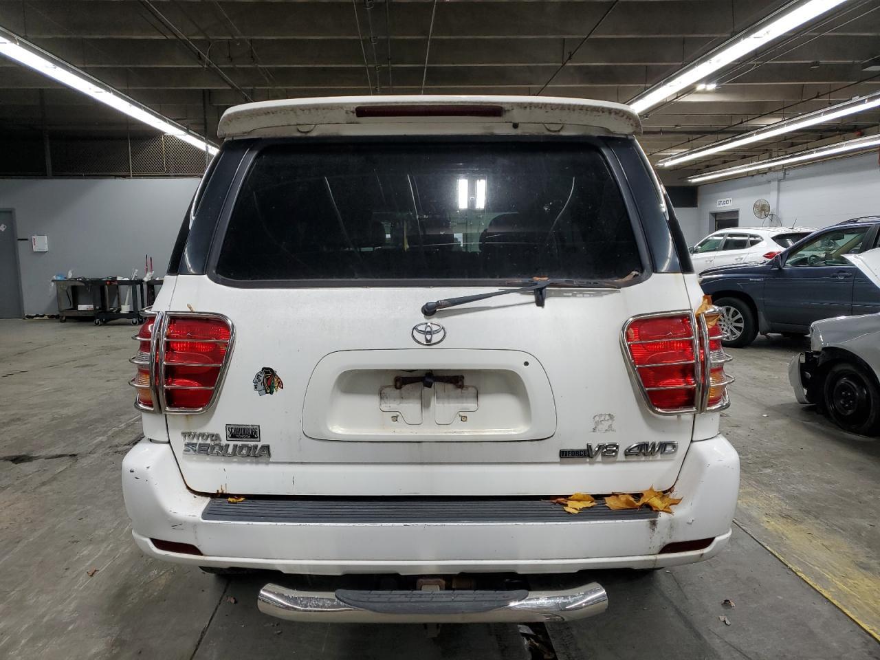 2003 TOYOTA Sequoia