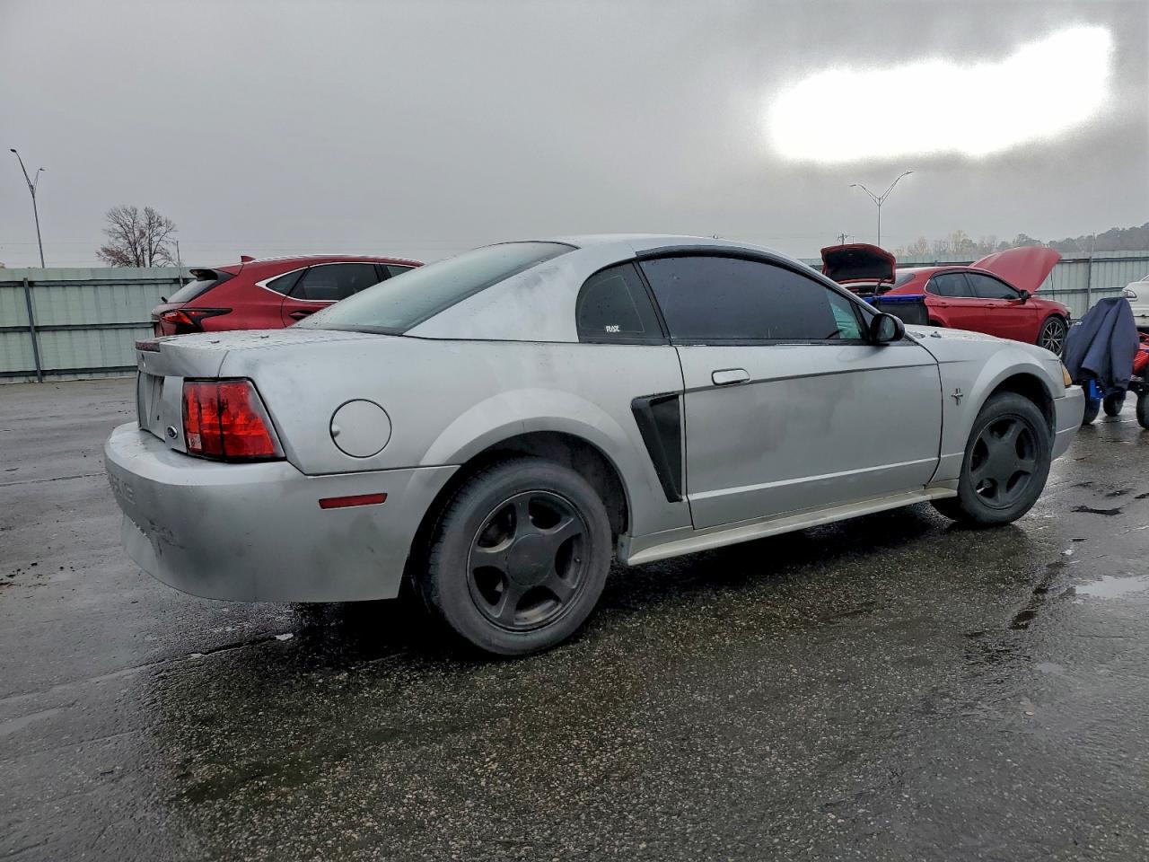 2002 FORD MUSTANG