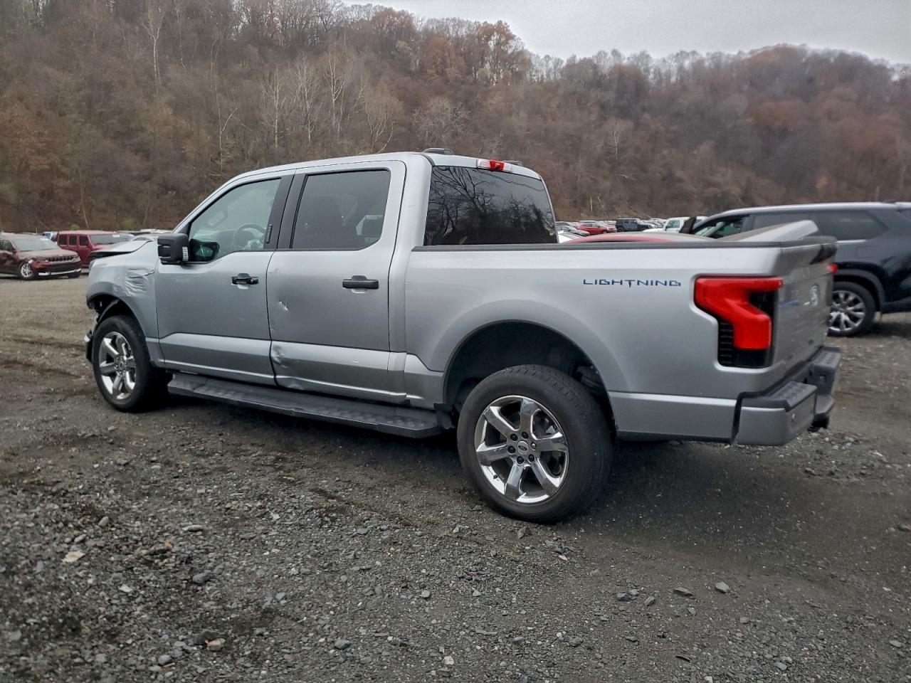 2024 FORD F-150 Lightning