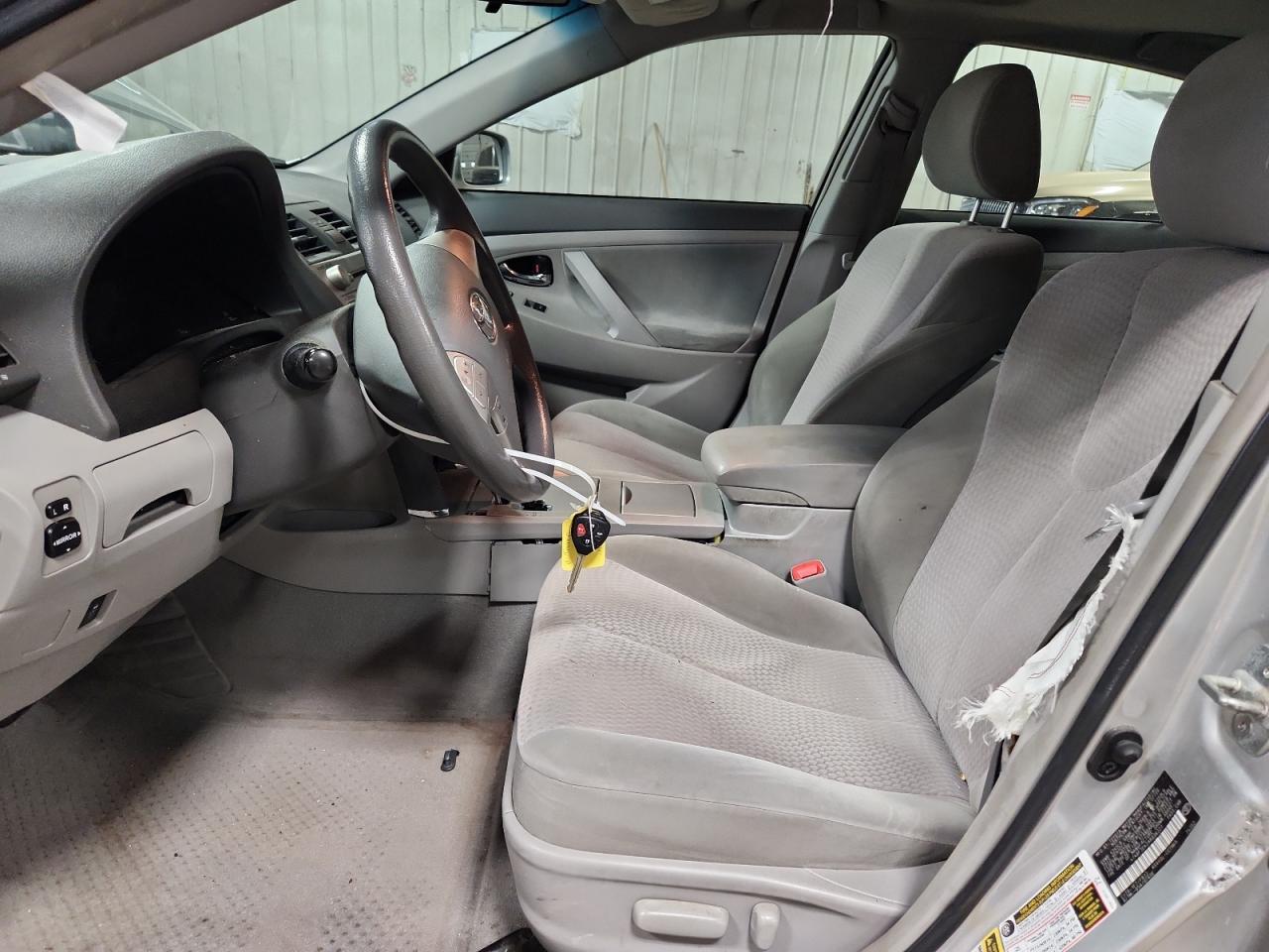 2010 TOYOTA CAMRY