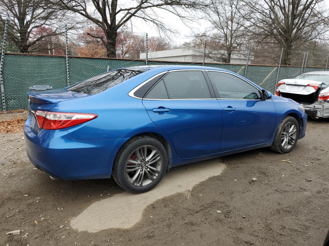 2017 TOYOTA CAMRY