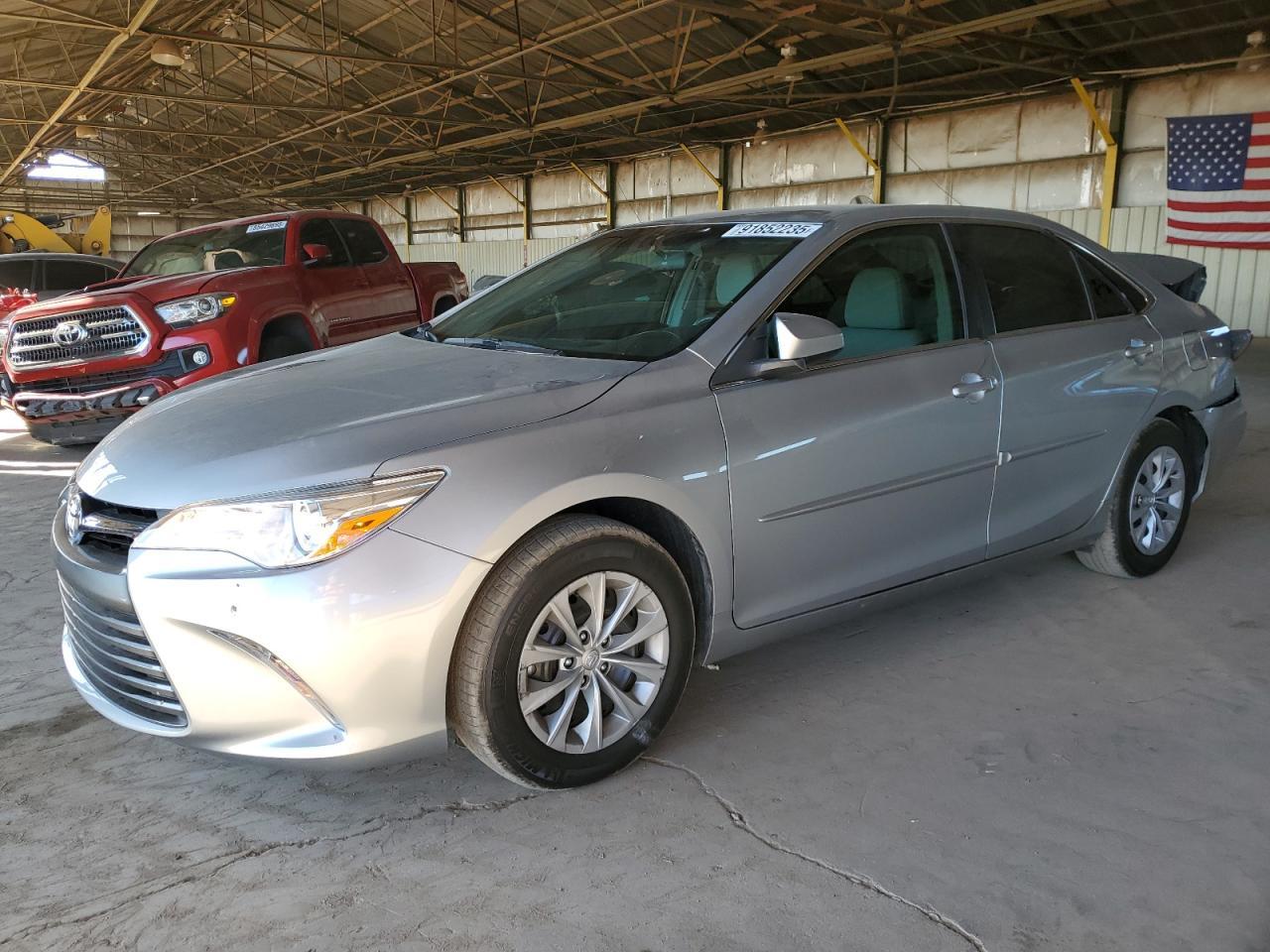 2017 TOYOTA CAMRY