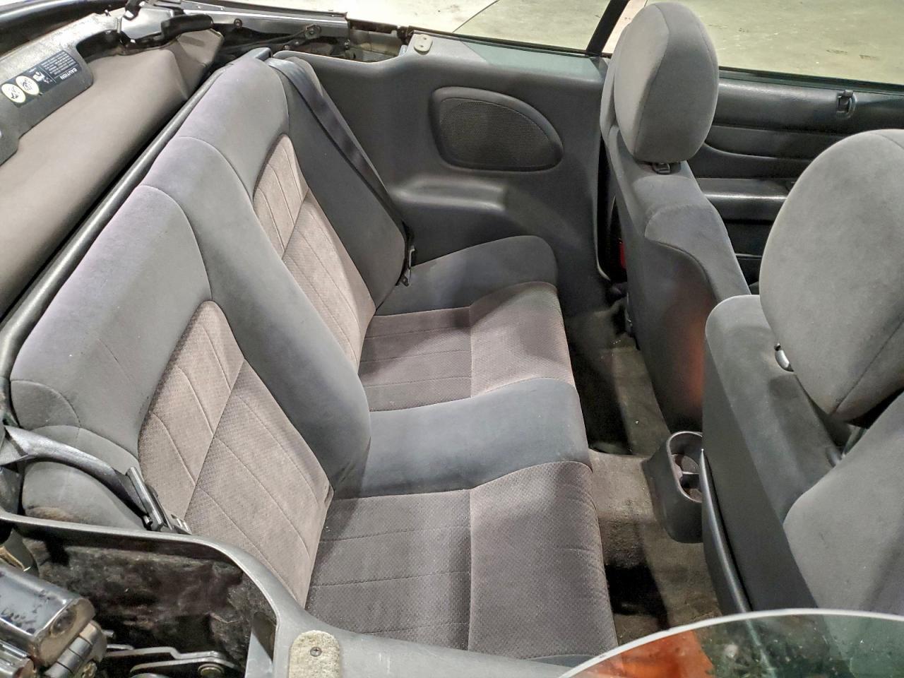 2004 CHRYSLER Sebring