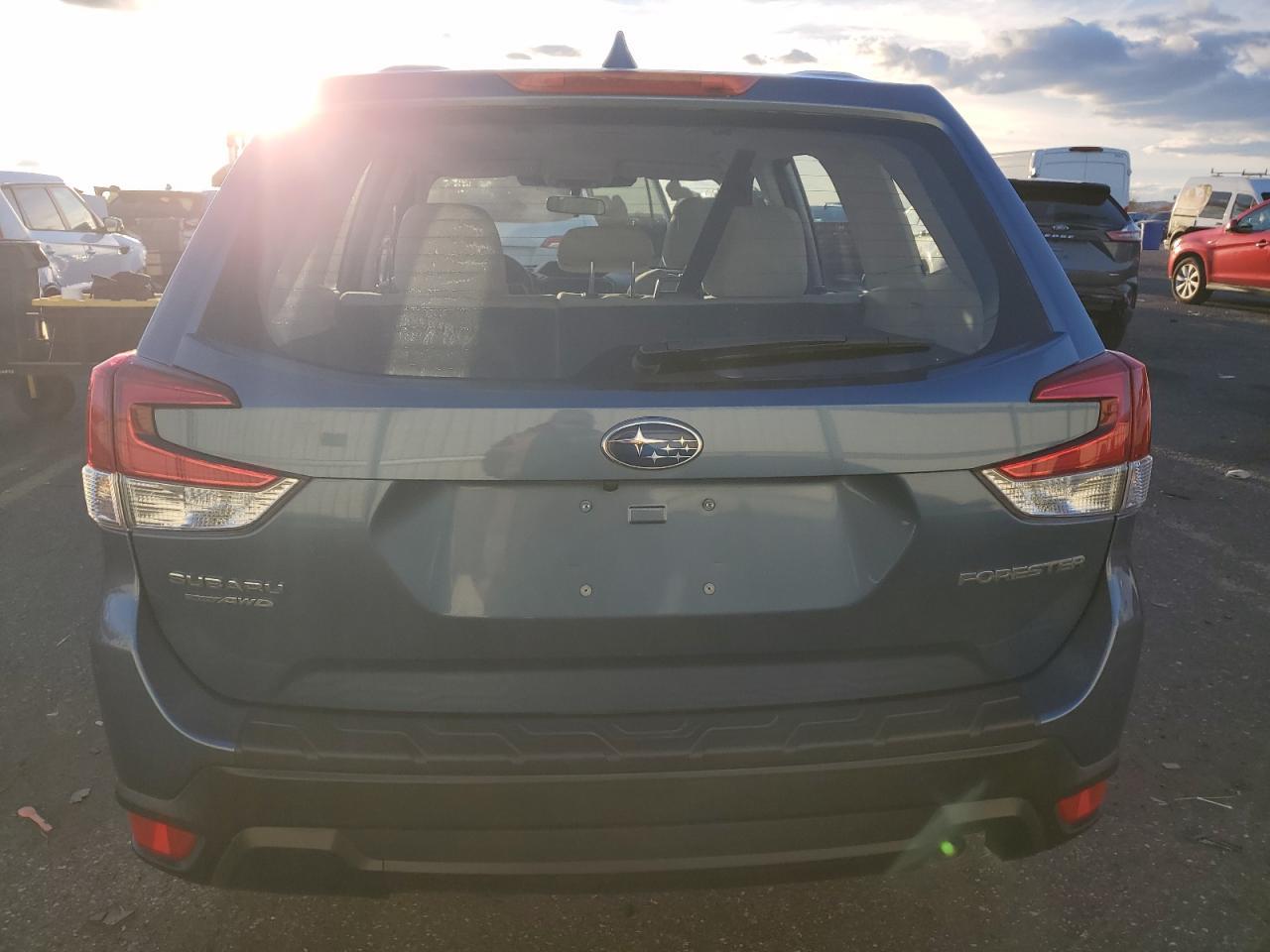 2022 SUBARU FORESTER
