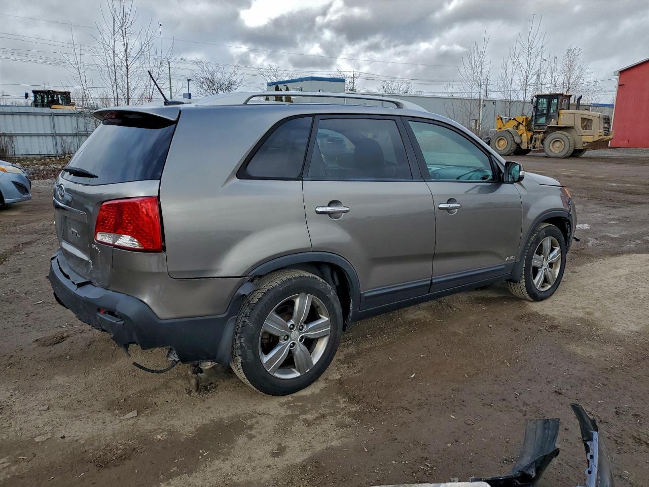 2013 KIA SORENTO