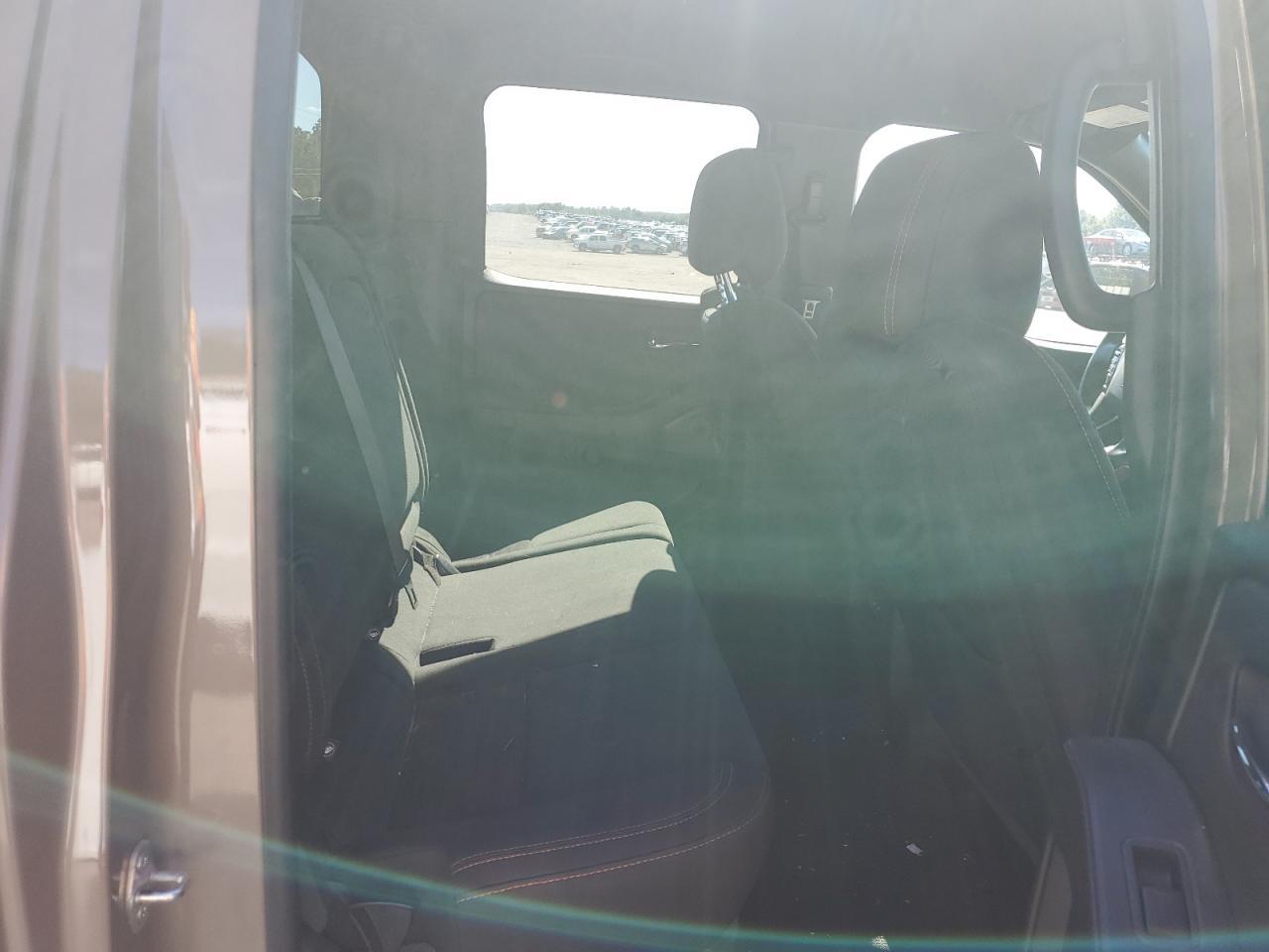 2023 NISSAN Frontier