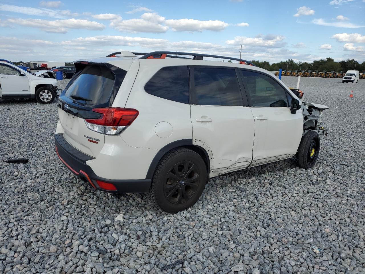 2019 SUBARU FORESTER