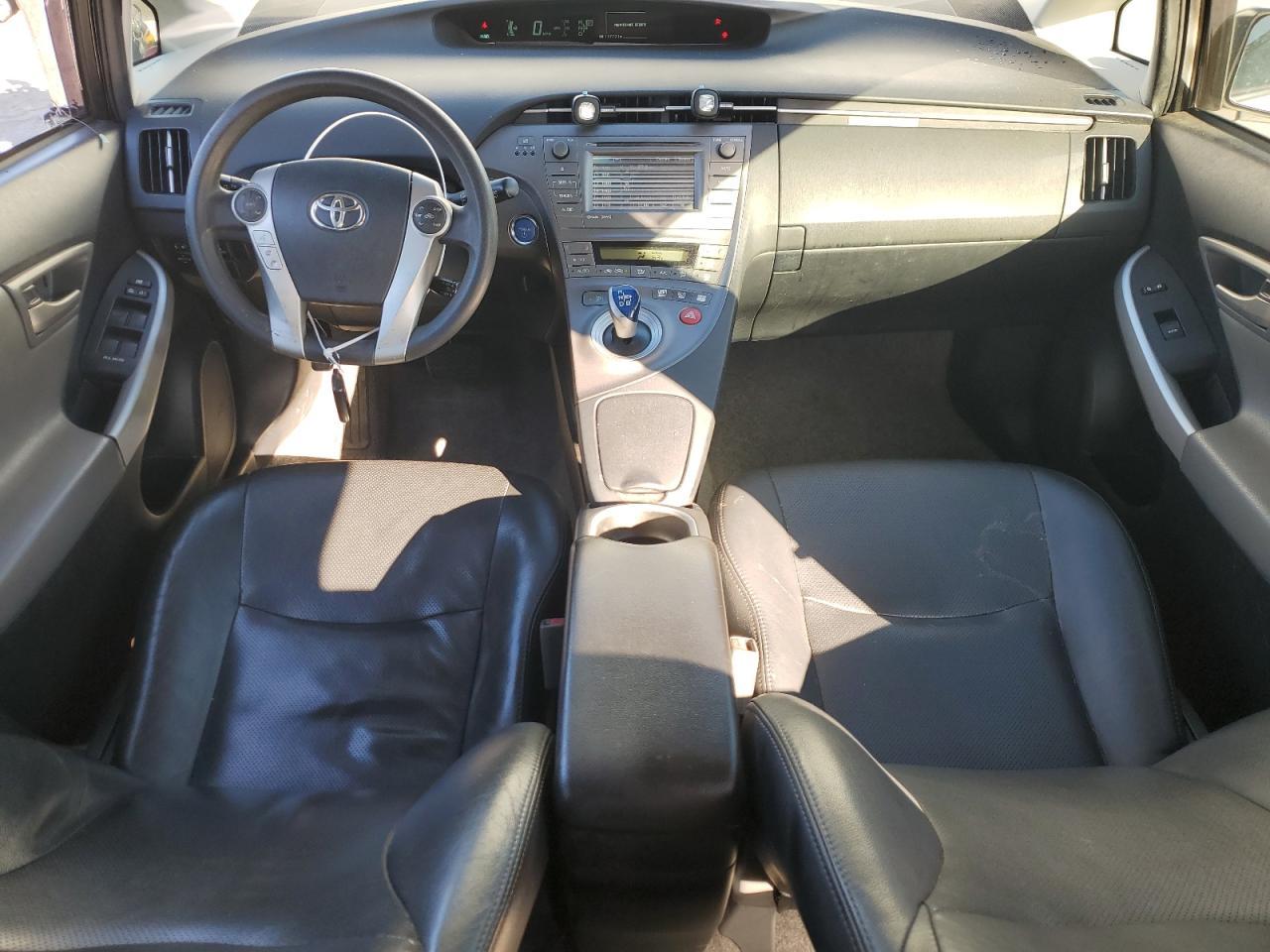 2015 TOYOTA PRIUS
