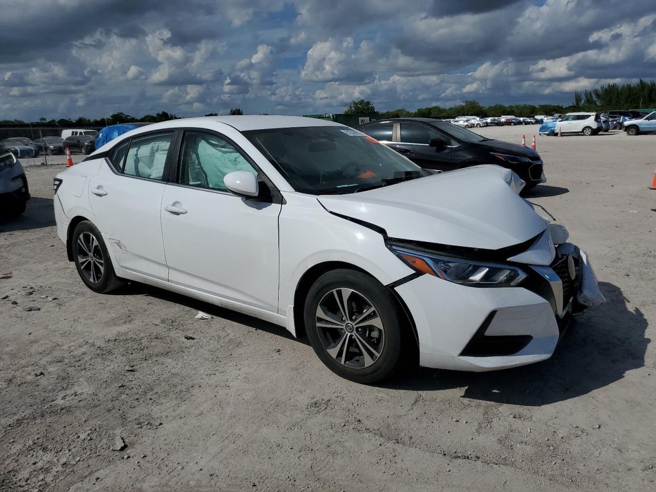 2022 NISSAN SENTRA