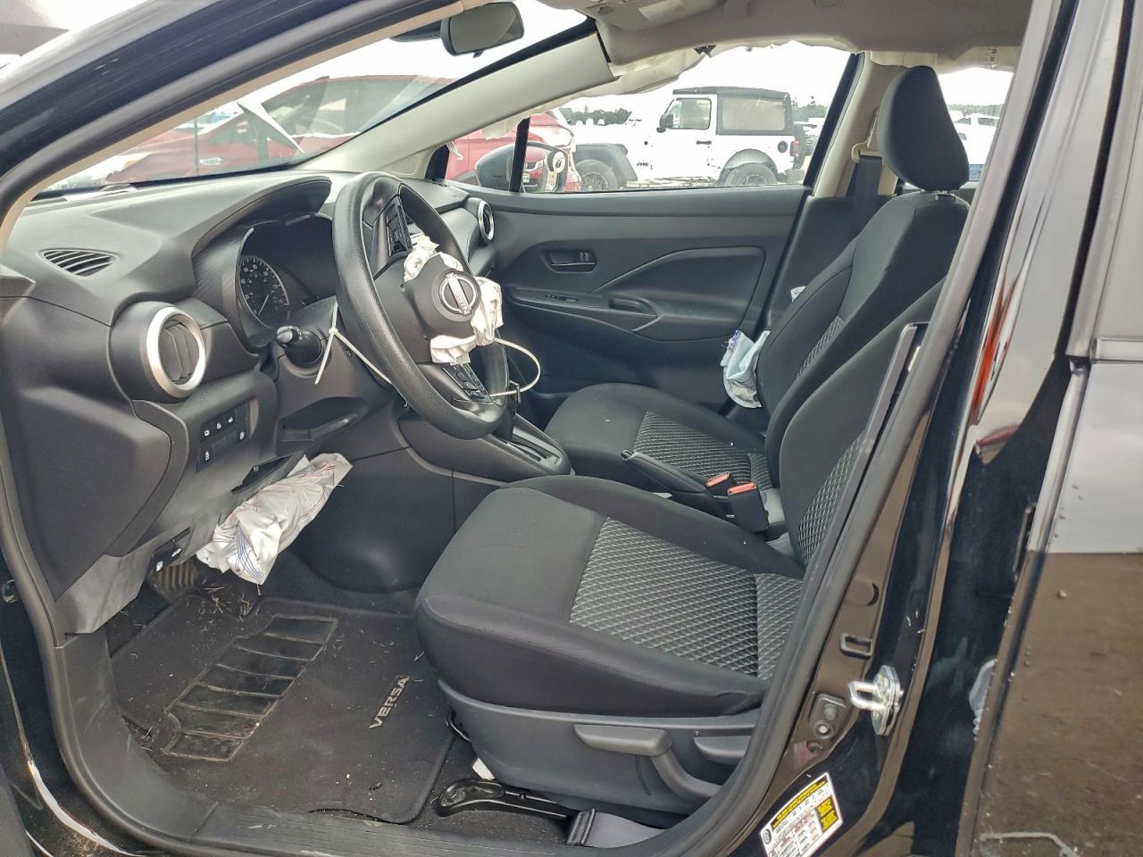 2023 NISSAN VERSA