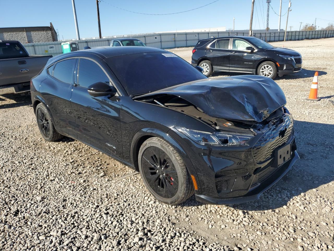 2025 FORD Mustang Mach-E