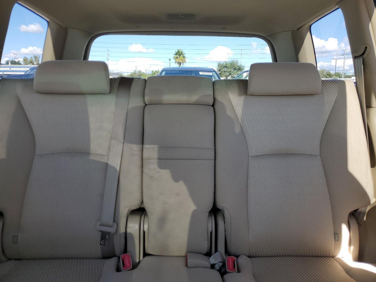 2004 TOYOTA HIGHLANDER