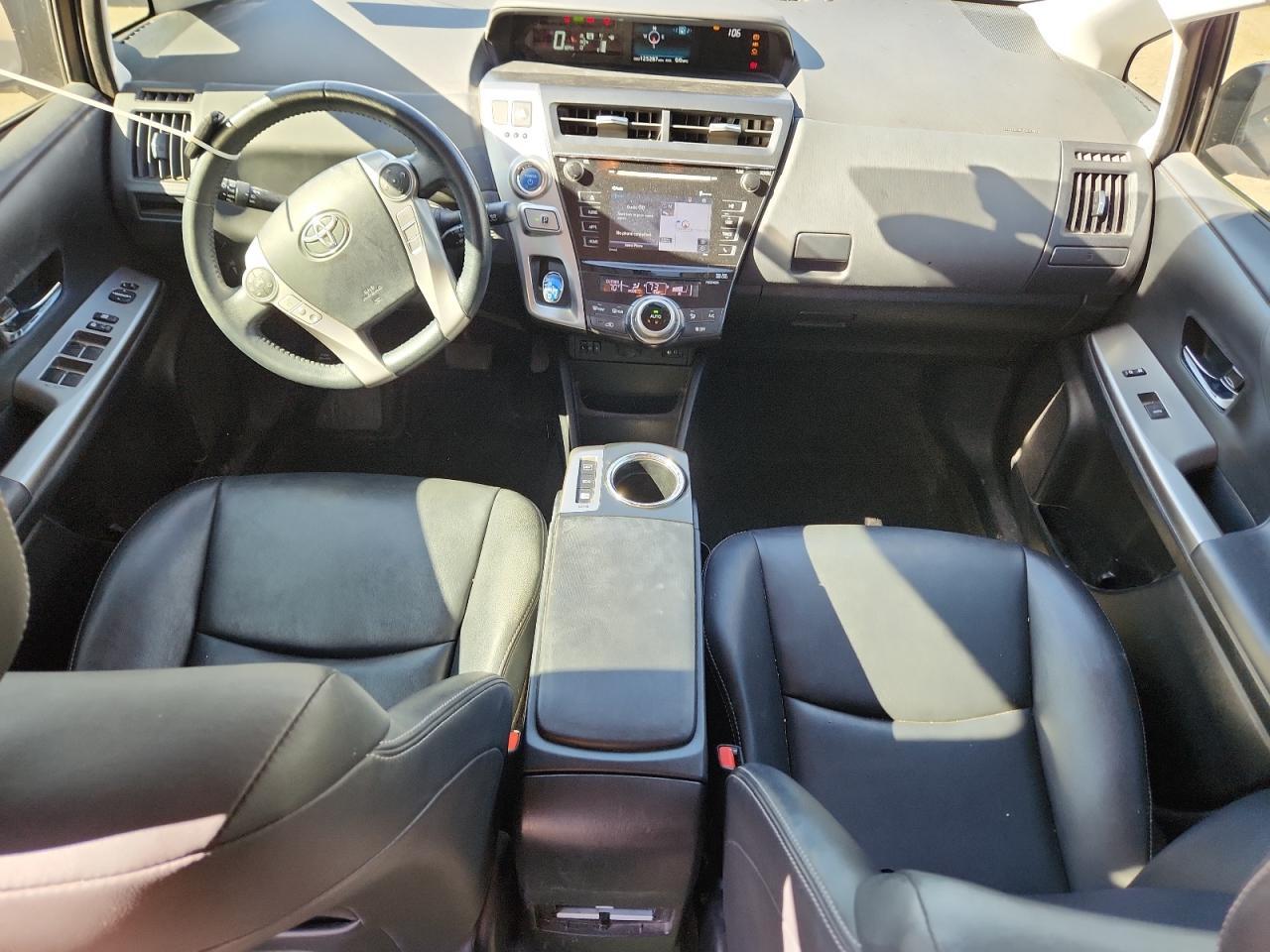 2017 TOYOTA PRIUS V