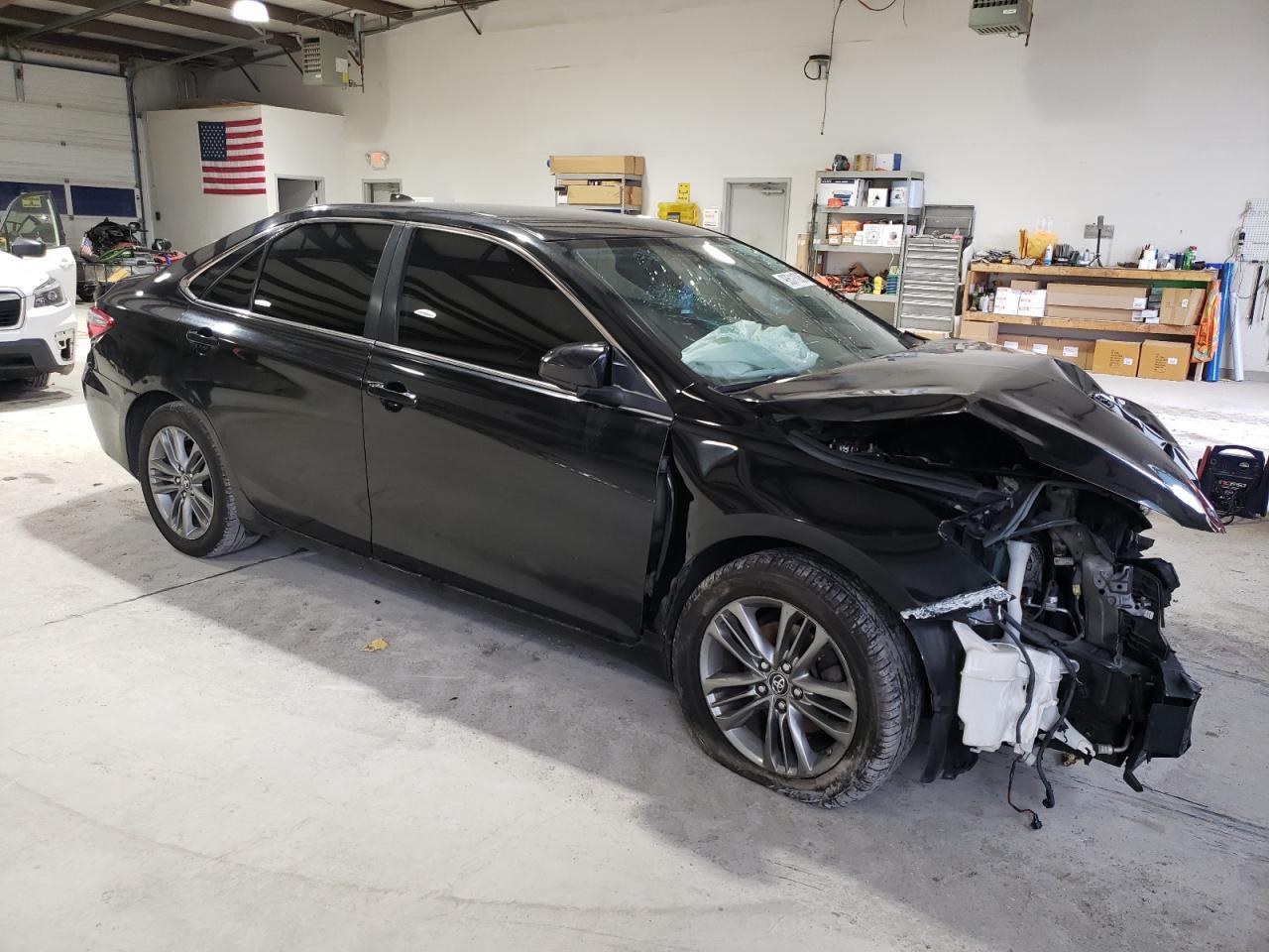 2016 TOYOTA CAMRY