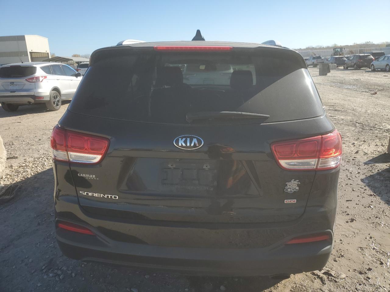 2016 KIA SORENTO