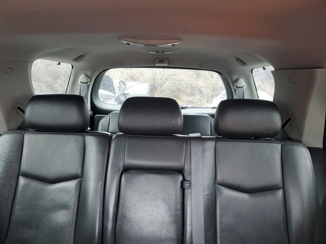 2004 CADILLAC SRX
