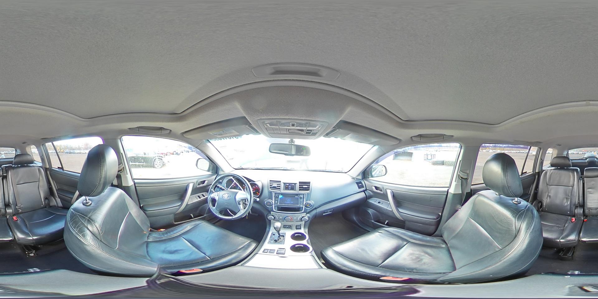 2013 TOYOTA HIGHLANDER