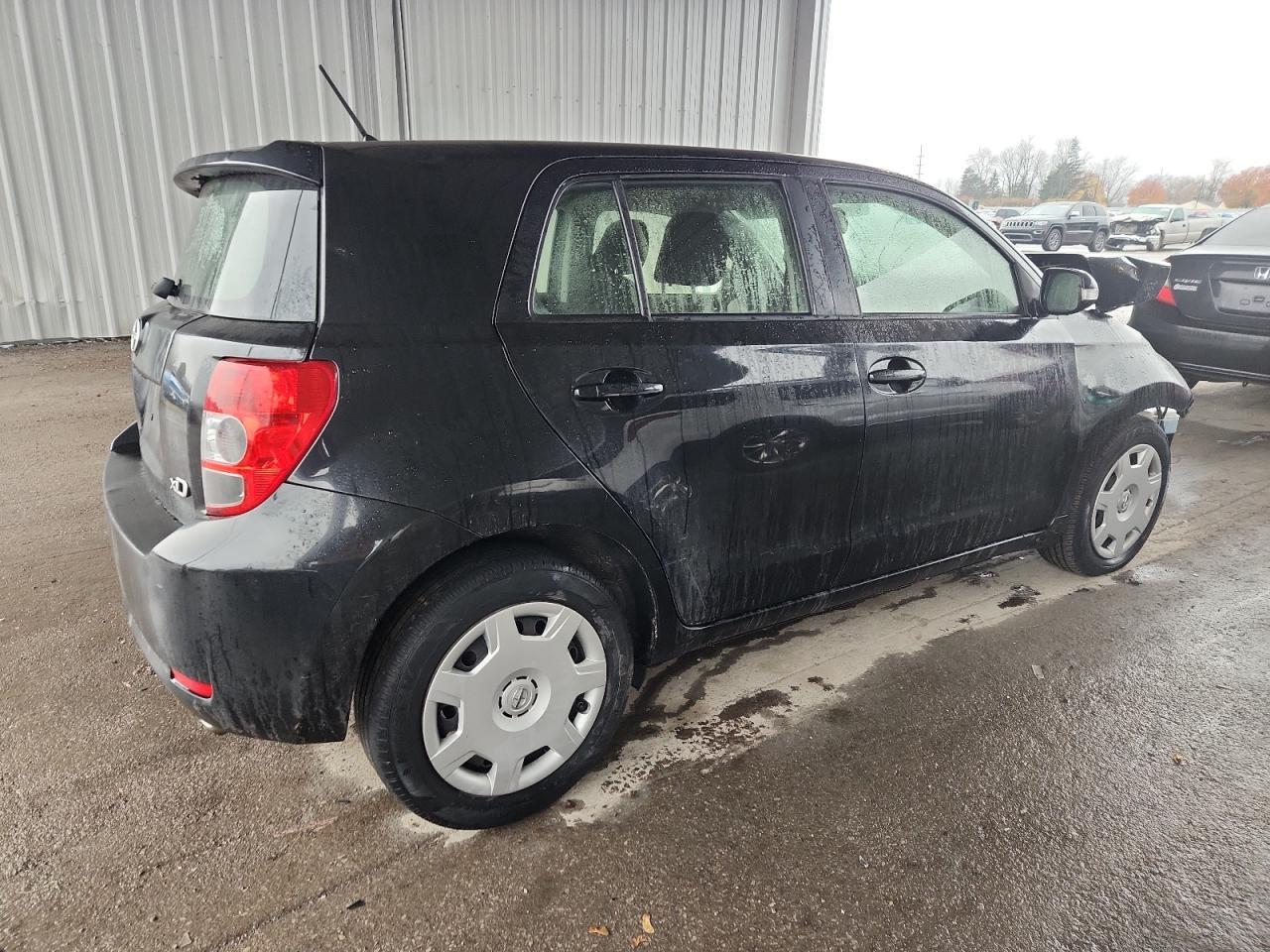 2013 TOYOTA SCION