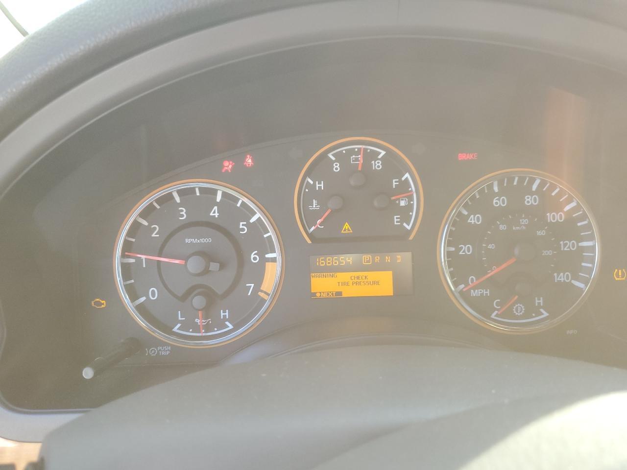 2015 NISSAN Armada