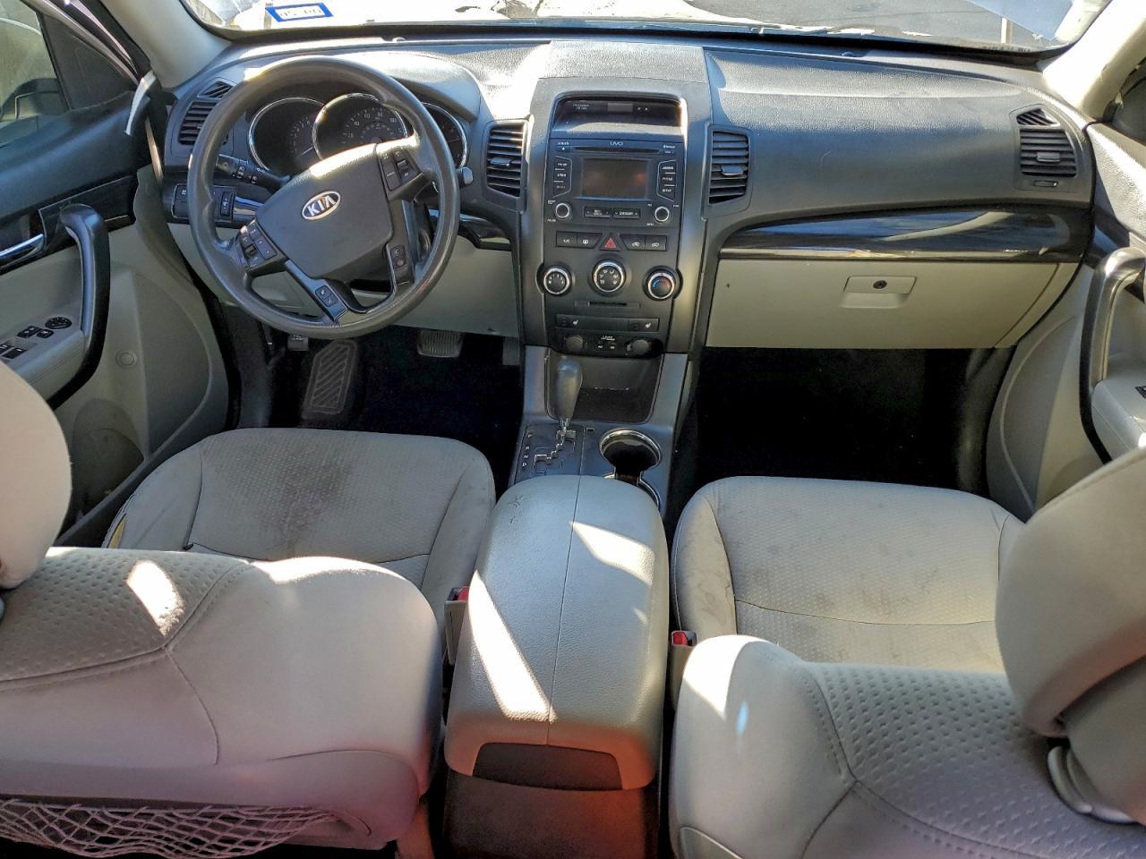 2013 KIA SORENTO