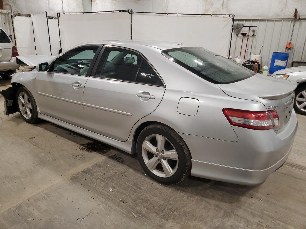 2011 TOYOTA CAMRY