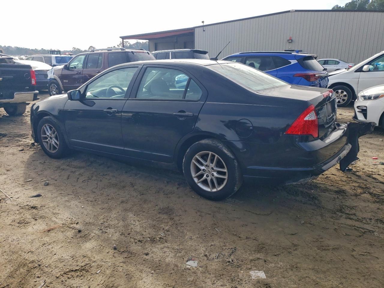 2011 FORD FUSION