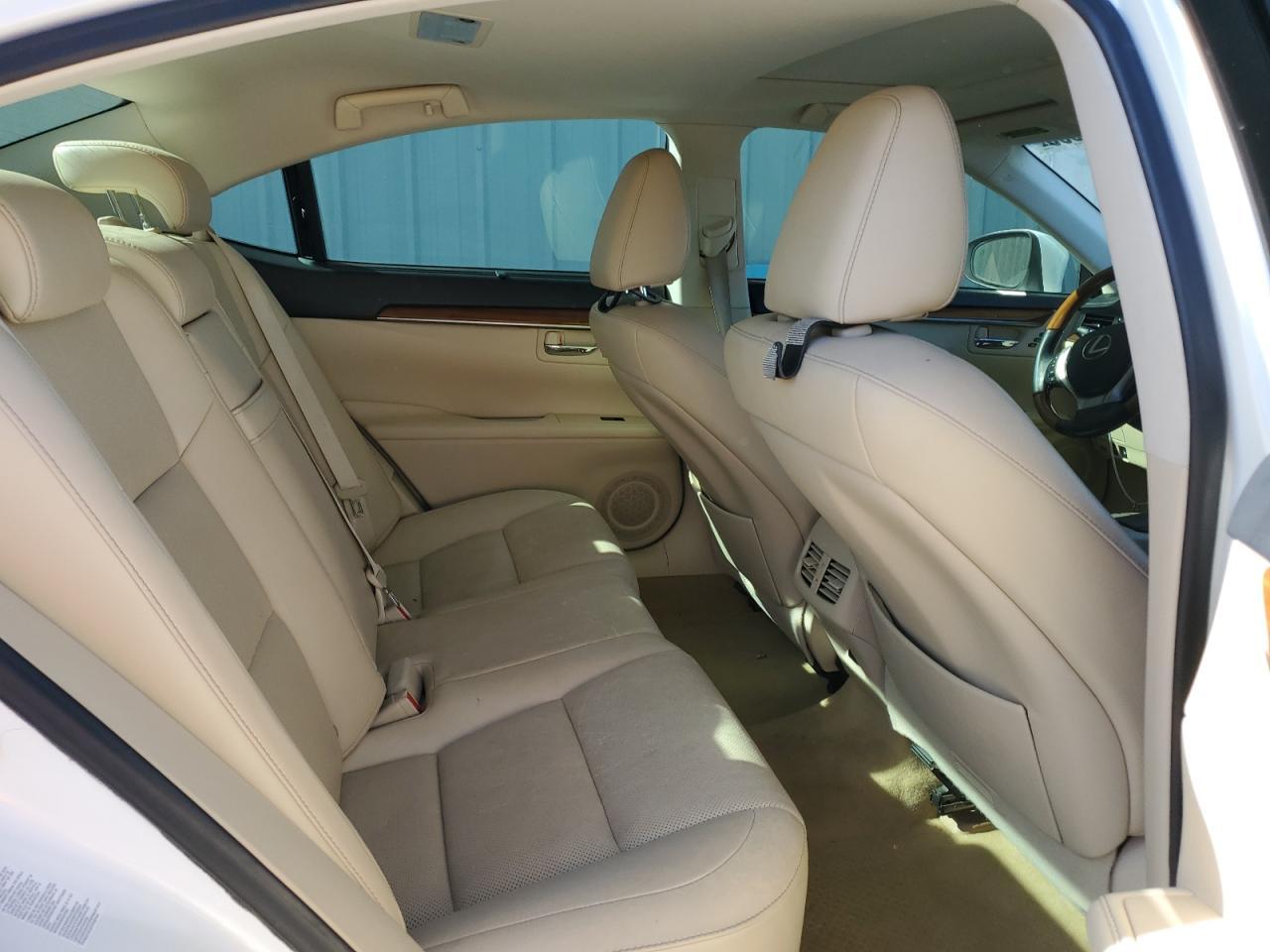 2013 LEXUS ES 300H