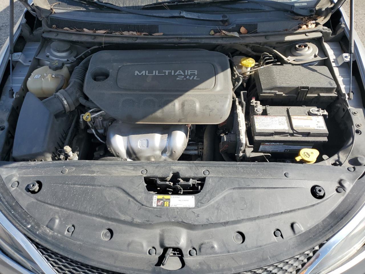 2016 CHRYSLER 200