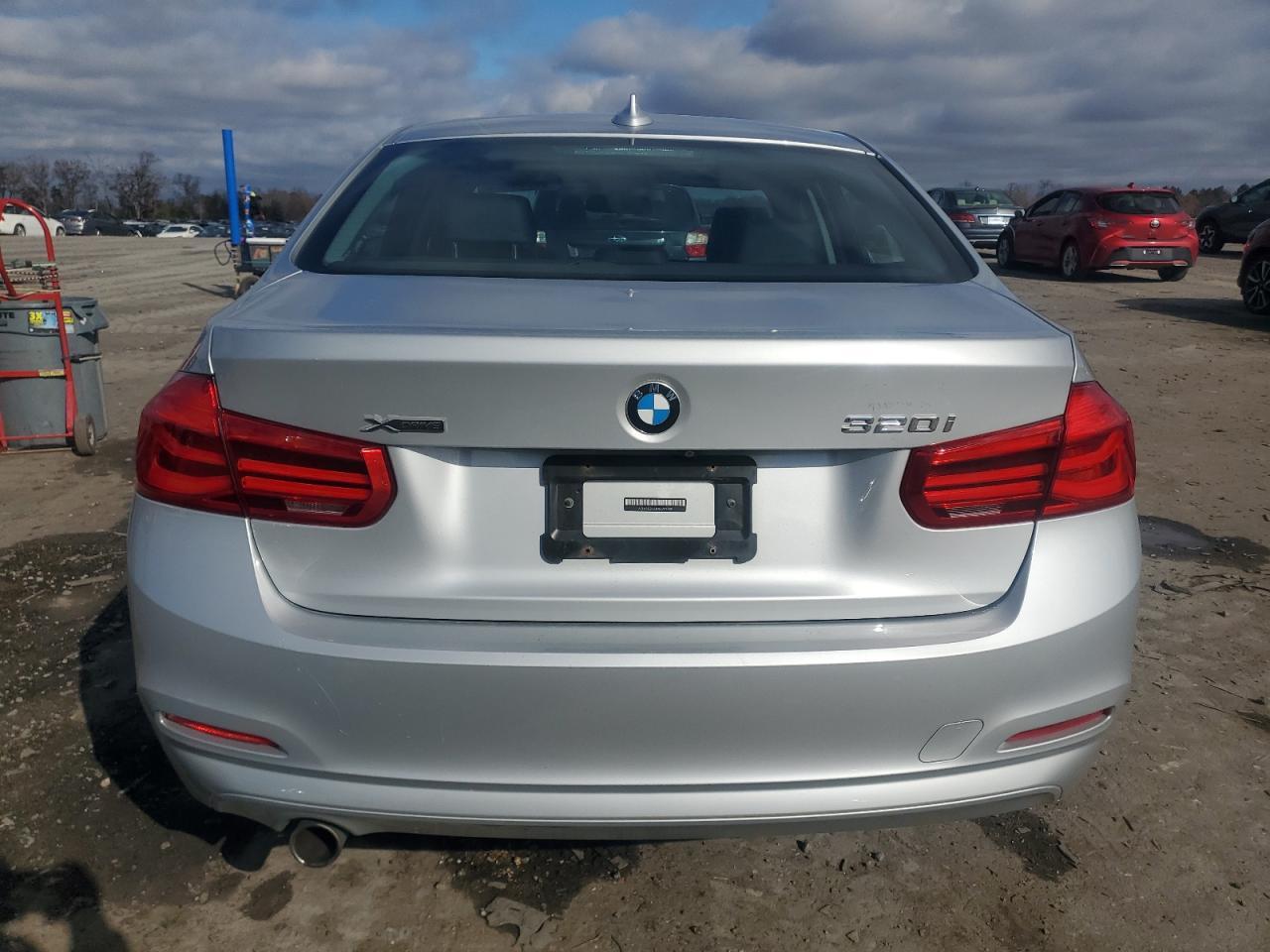 2018 BMW 3 SERIES