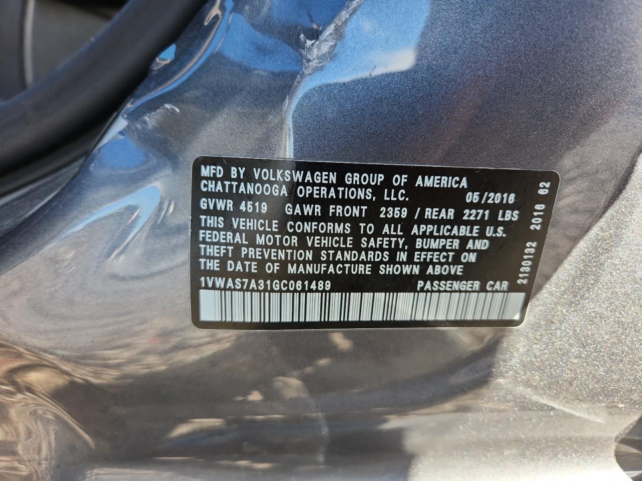2016 VOLKSWAGEN Passat