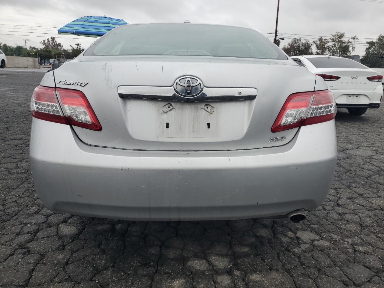 2011 TOYOTA CAMRY