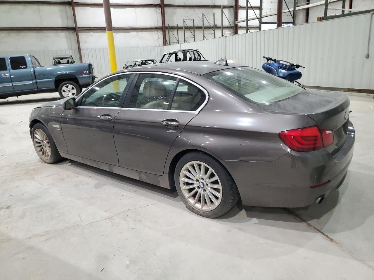 2011 BMW 5 series