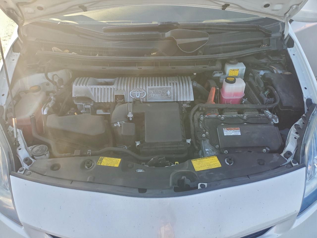 2013 TOYOTA Prius Plug-In