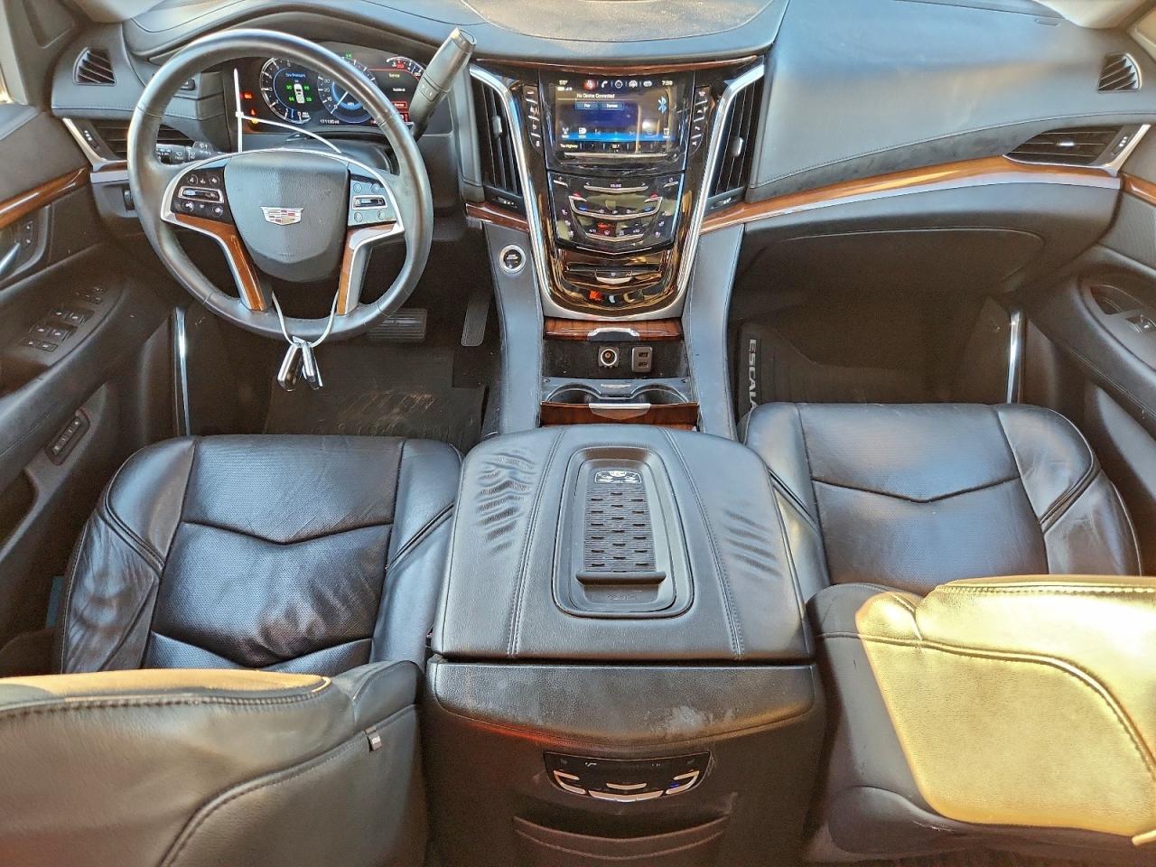 2017 CADILLAC ESCALADE