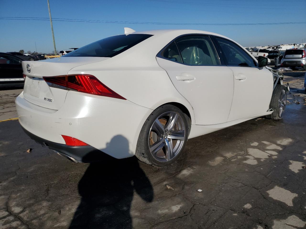 2018 LEXUS IS 300