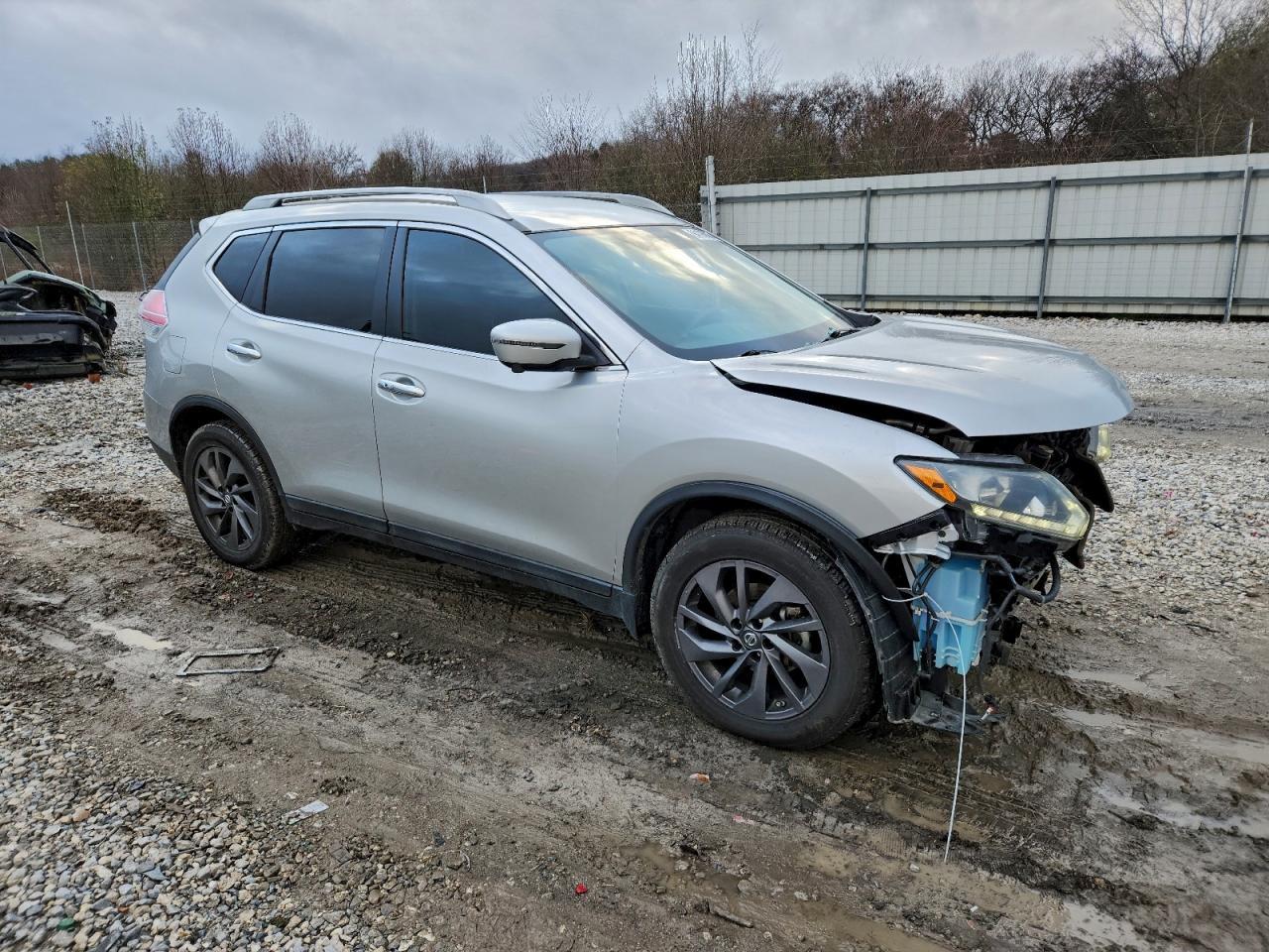 2016 NISSAN ROGUE