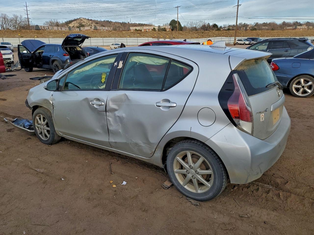 2015 TOYOTA Prius c