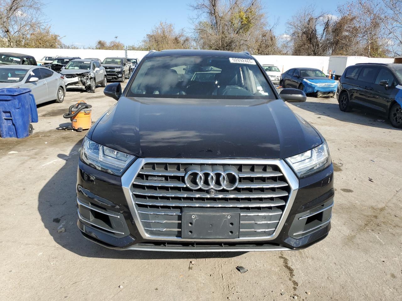 2017 AUDI Q7