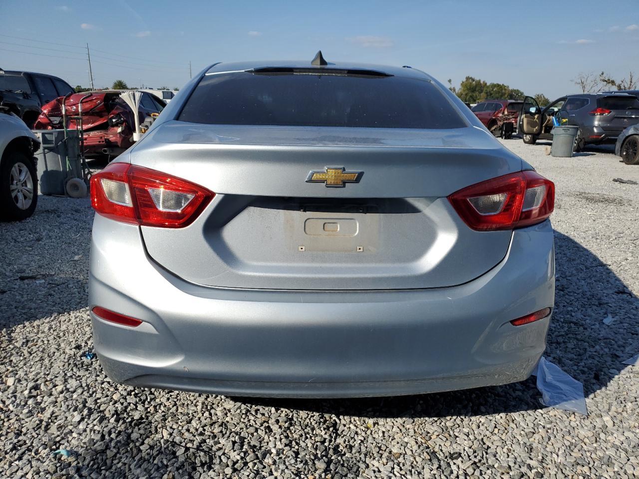 2017 CHEVROLET CRUZE