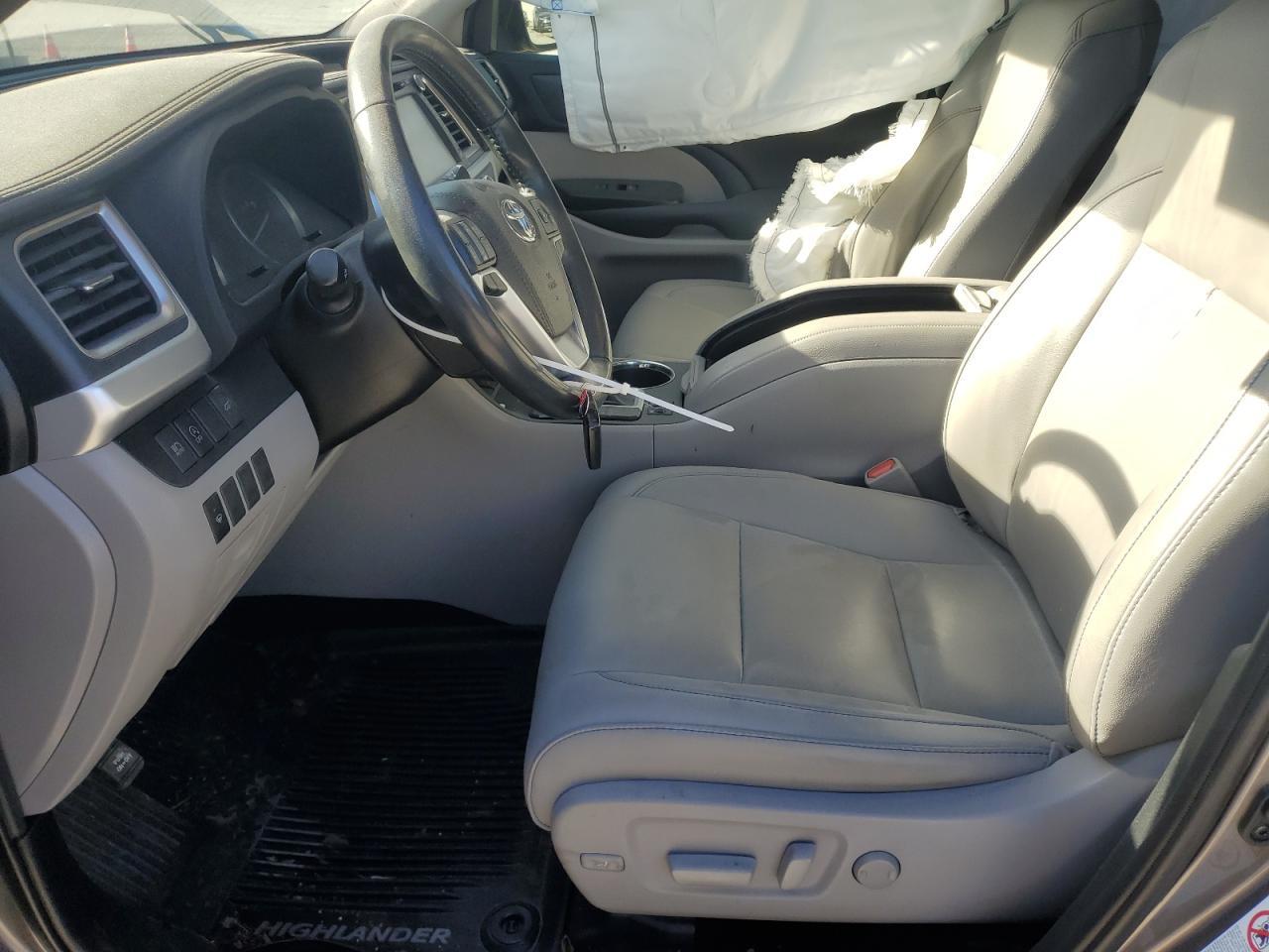 2019 TOYOTA HIGHLANDER
