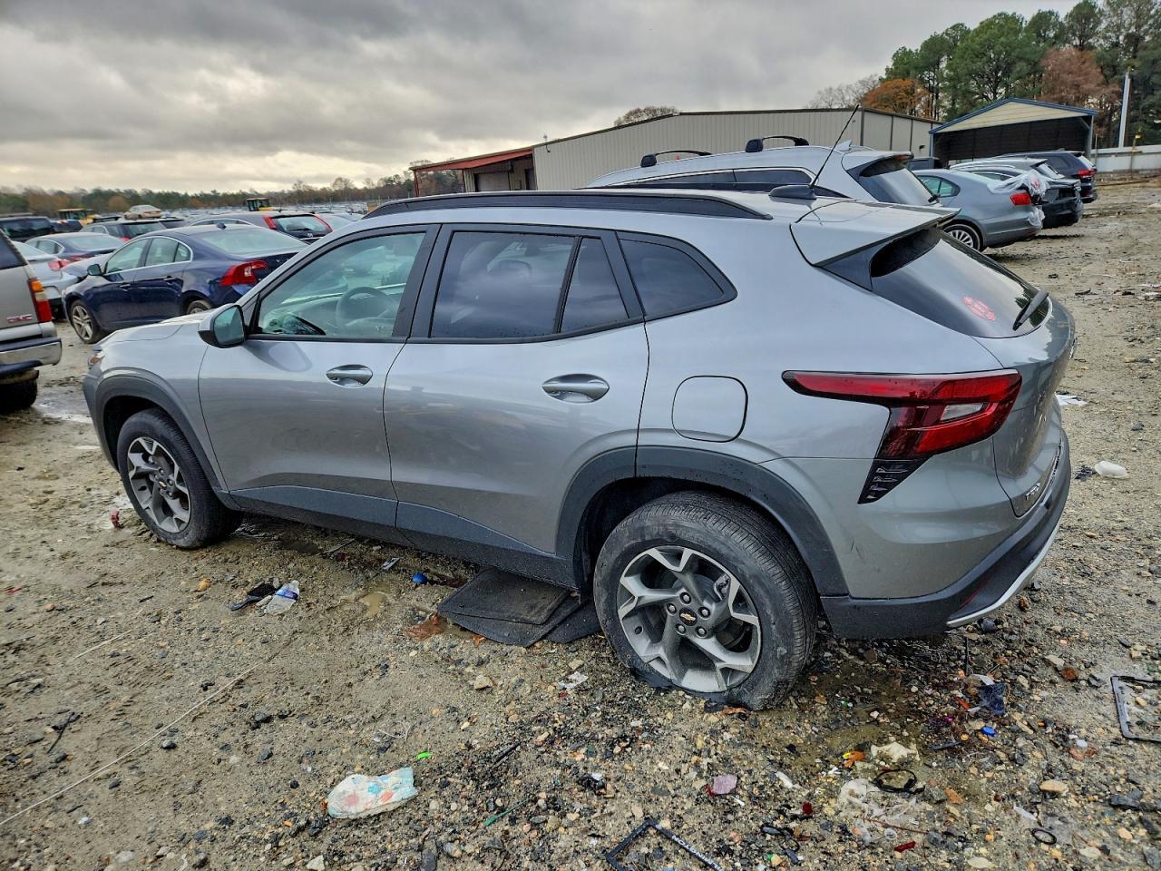 2025 CHEVROLET TRAX