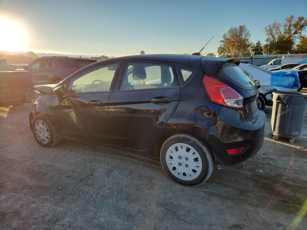 2016 FORD Fiesta