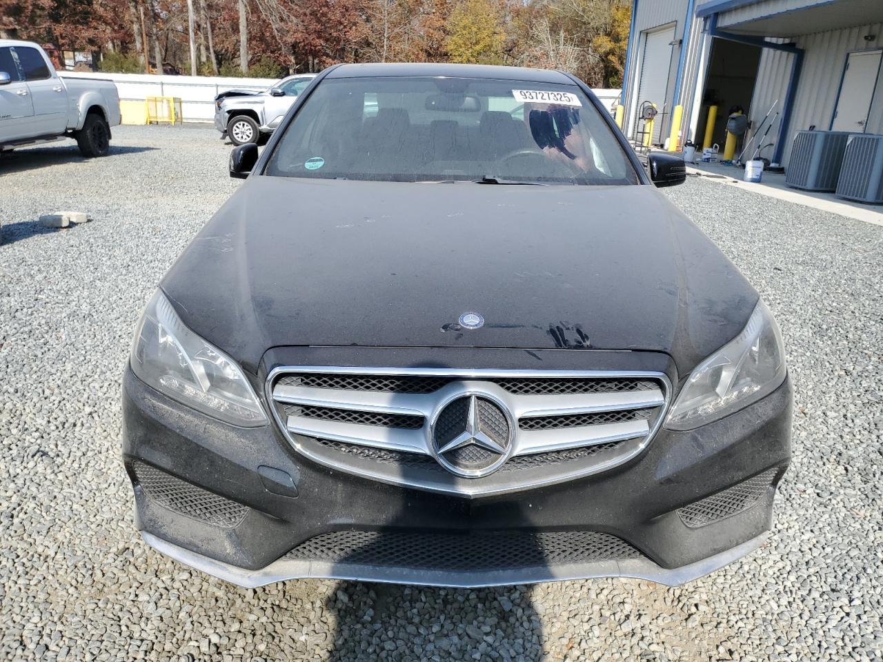 2016 MERCEDES-BENZ E-Class