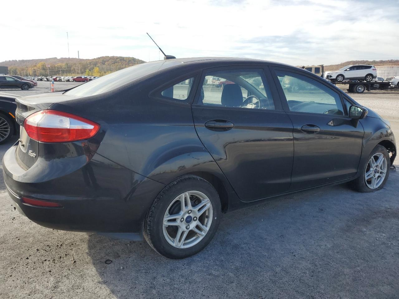 2018 FORD Fiesta